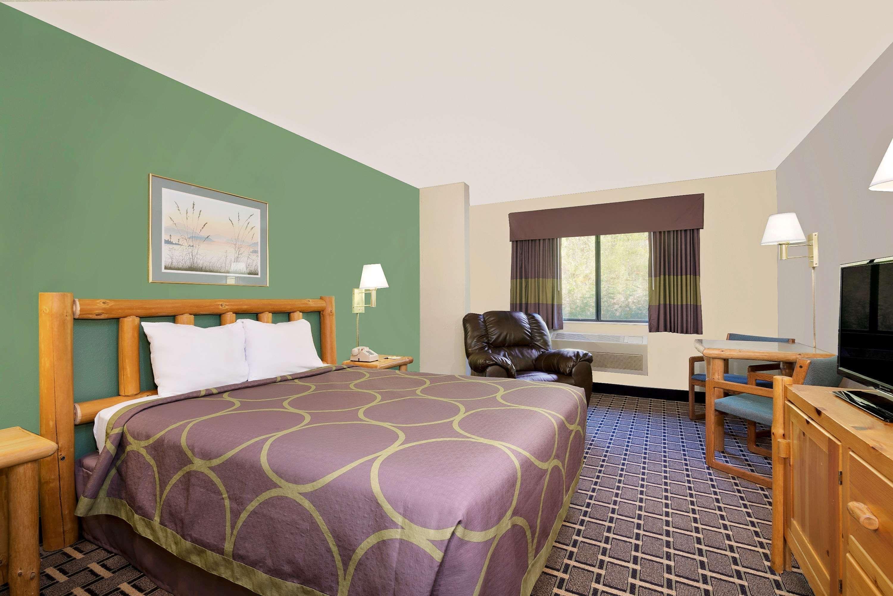 Hotel Super 8 By Wyndham Cloquet Extérieur photo
